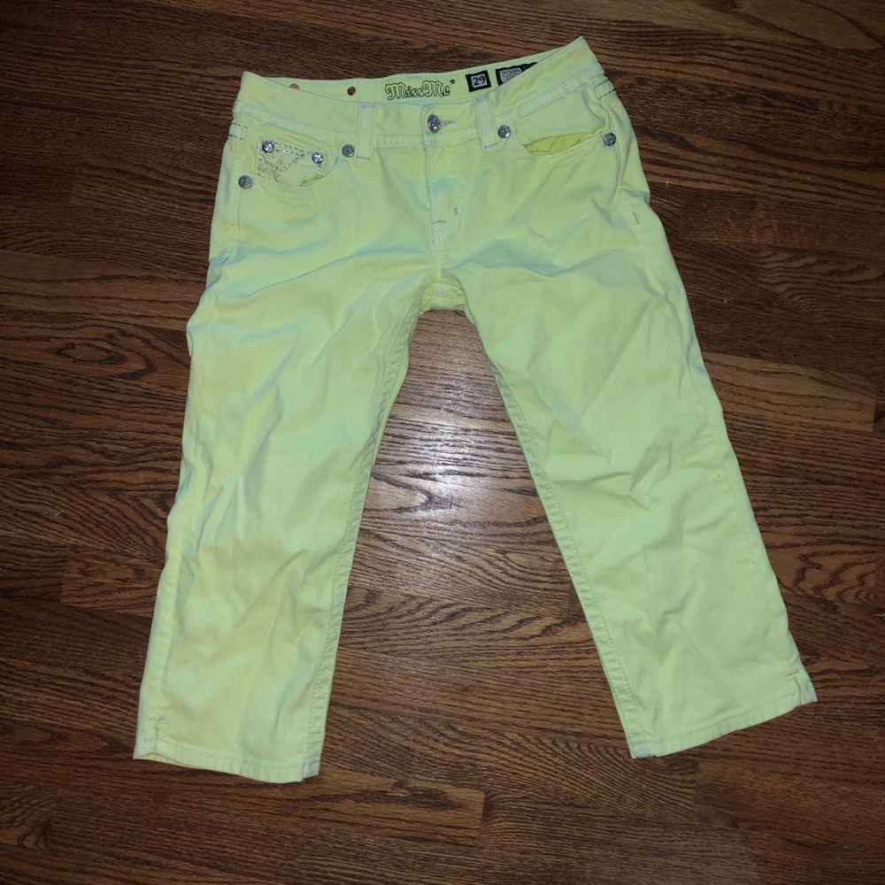 Miss Me Neon Yellow Capris